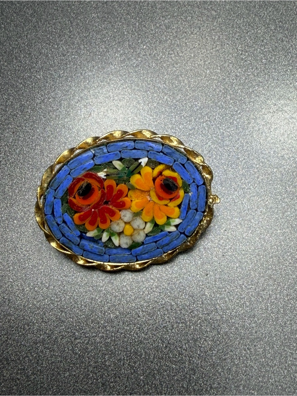 Vintage Floral Micro-Mosaic Oval Brooch in Blue and Red #mo163